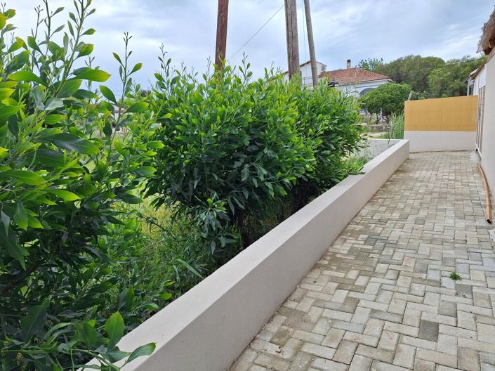 Image No.28-2 Bed Maisonette for sale