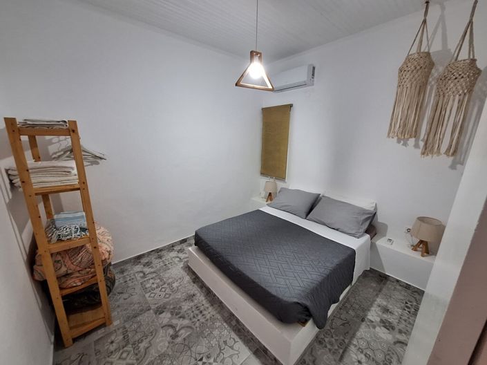 Image No.9-2 Bed Maisonette for sale