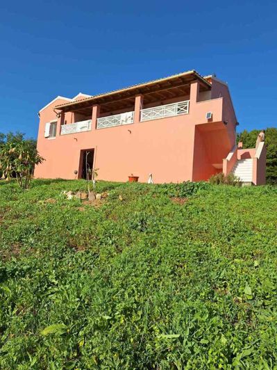 Image No.4-3 Bed Property for sale