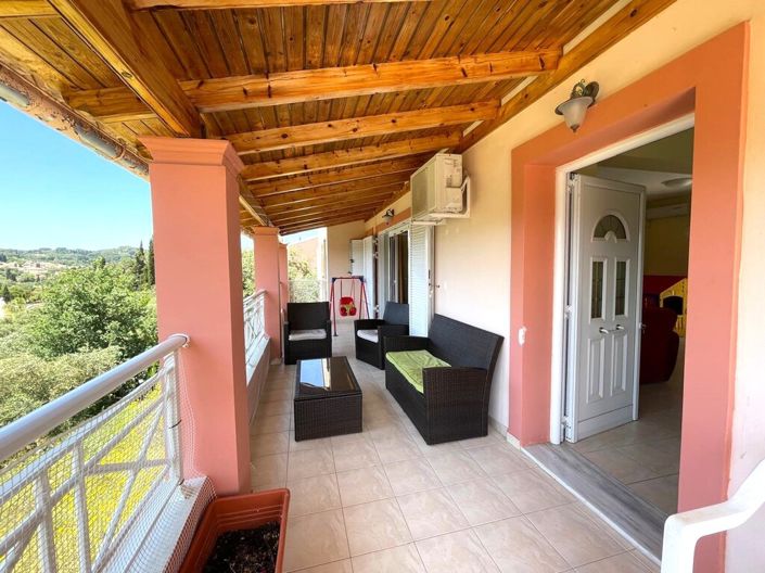 Image No.7-3 Bed Property for sale