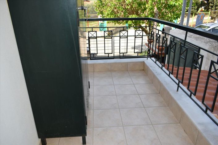 Image No.14-3 Bed Property for sale