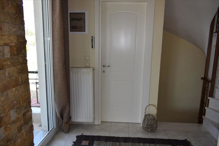 Image No.15-3 Bed Property for sale