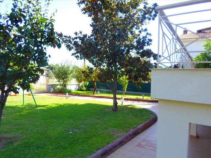 Image No.15-5 Bed Property for sale