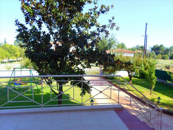 Image No.24-5 Bed Property for sale