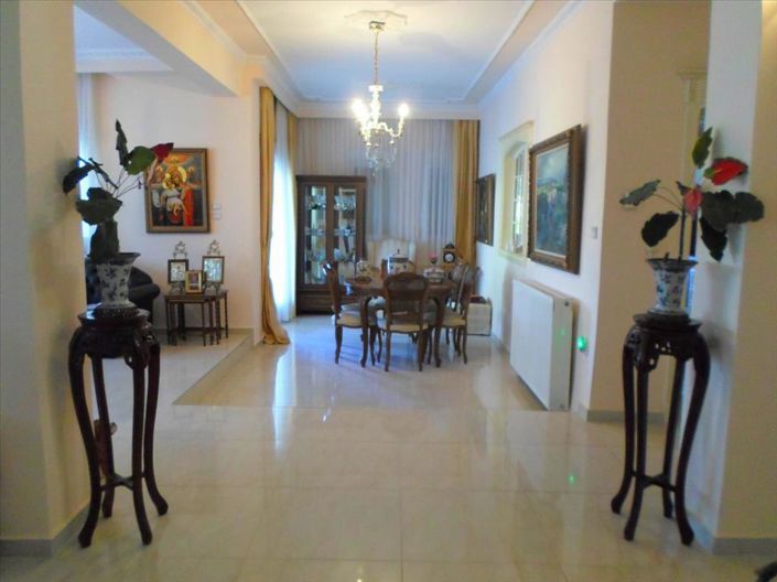 Image No.29-5 Bed Property for sale