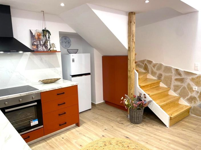 Image No.26-1 Bed Maisonette for sale