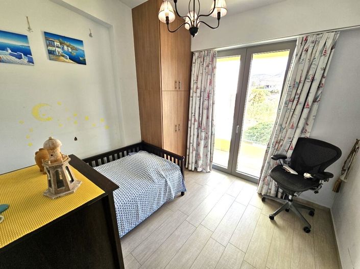 Image No.11-3 Bed Maisonette for sale