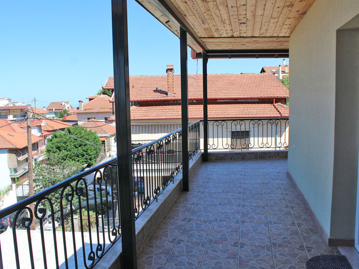 Image No.20-3 Bed Duplex for sale