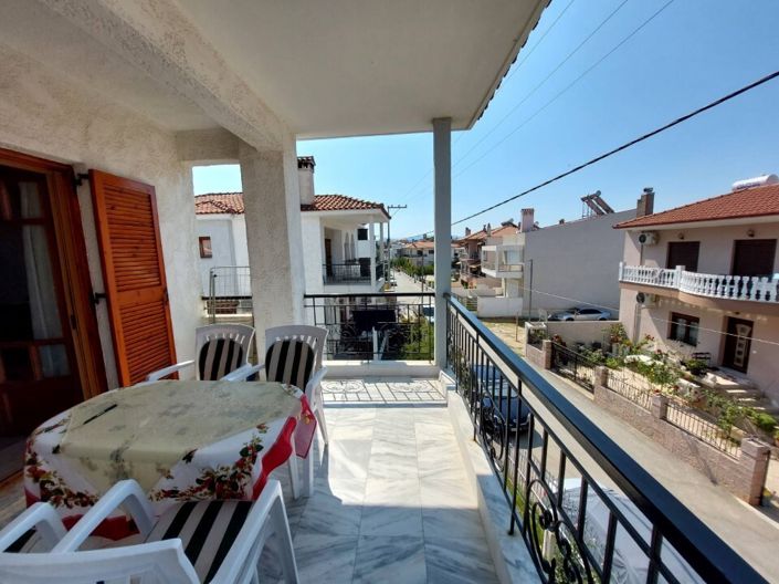 Image No.11-2 Bed Flat for sale