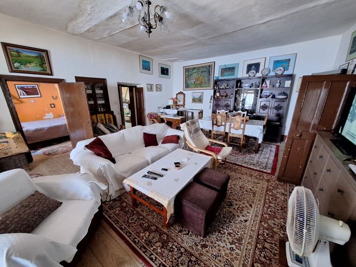 Image No.5-4 Bed Property for sale