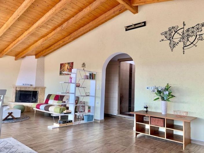 Image No.6-2 Bed Flat for sale