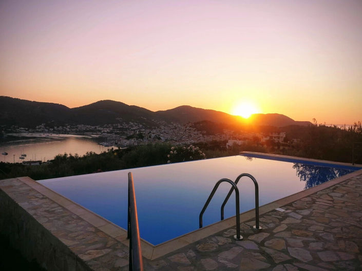 Image No.8-Villa for sale