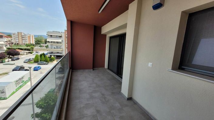 Image No.10-2 Bed Maisonette for sale