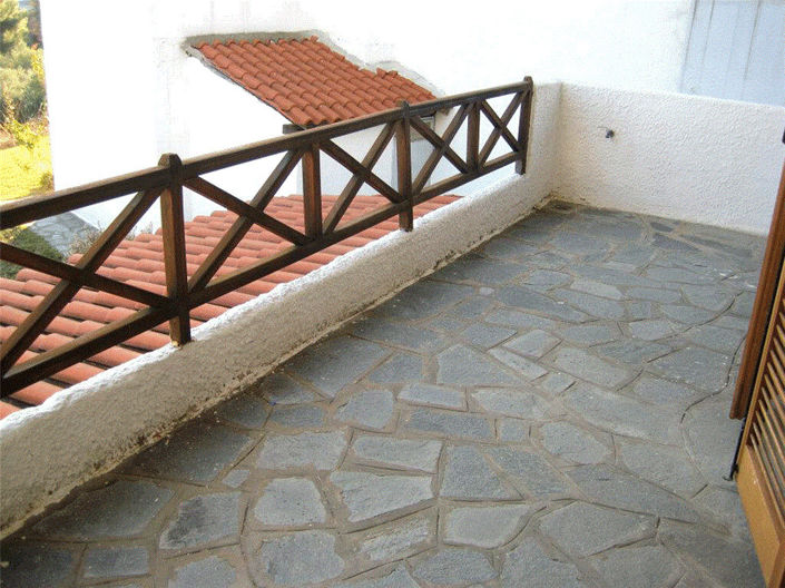 Image No.10-4 Bed Maisonette for sale