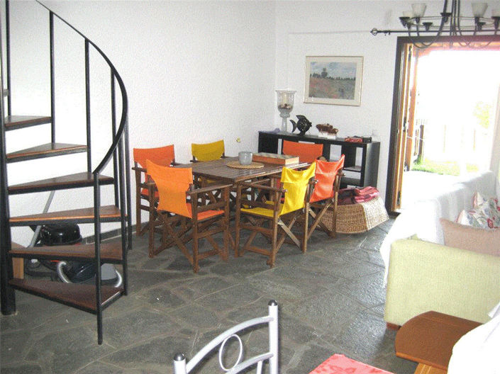 Image No.7-4 Bed Maisonette for sale