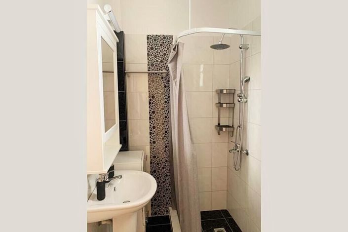 Image No.14-2 Bed Maisonette for sale