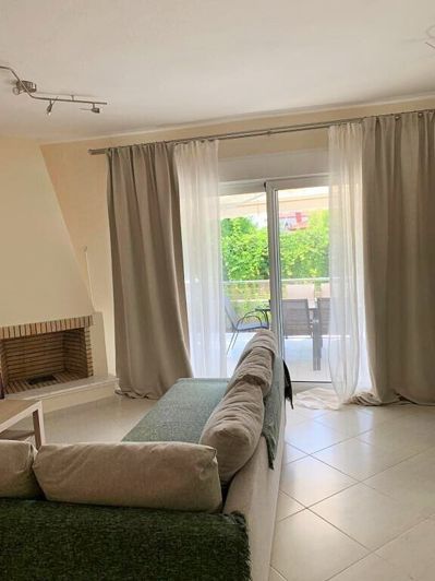 Image No.6-2 Bed Maisonette for sale