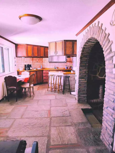 Image No.15-4 Bed Property for sale