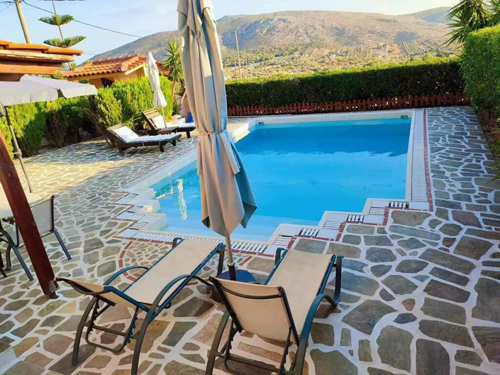 Image No.3-4 Bed Property for sale