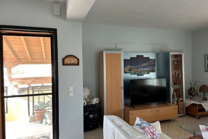 Image No.17-3 Bed Maisonette for sale