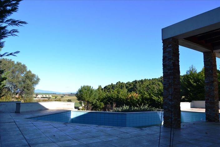 Image No.7-4 Bed Property for sale