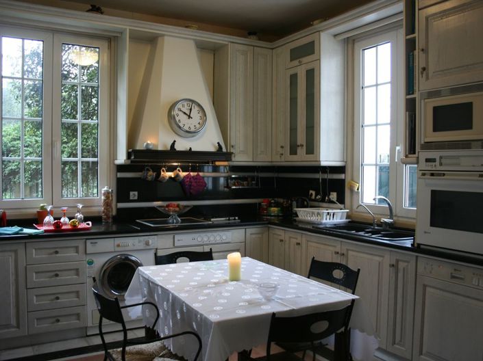 Image No.3-4 Bed Villa for sale