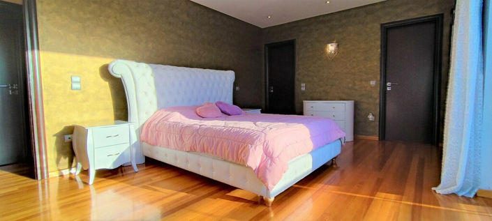 Image No.12-3 Bed Villa for sale