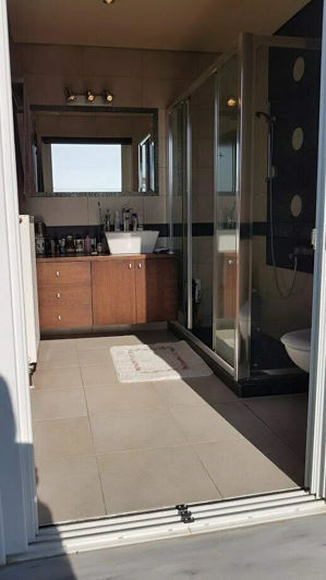 Image No.24-3 Bed Villa for sale