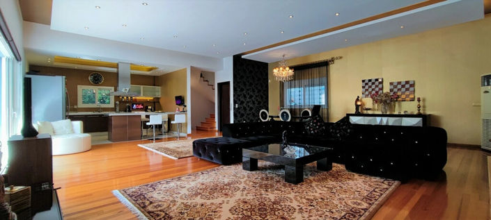 Image No.9-3 Bed Villa for sale