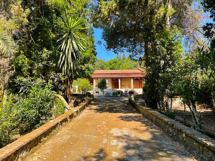 Image No.2-3 Bed Property for sale