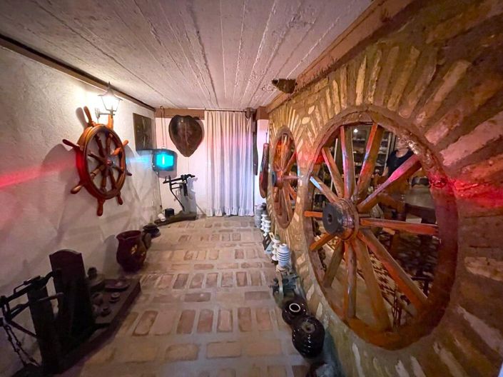 Image No.25-3 Bed Property for sale