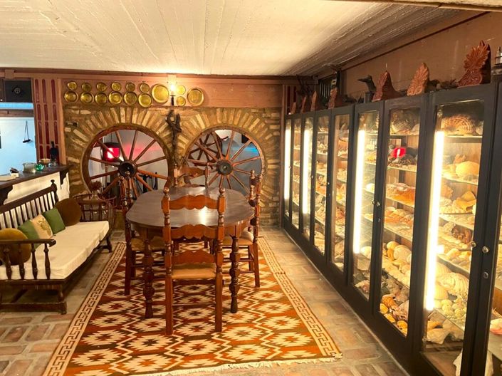 Image No.26-3 Bed Property for sale