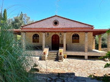 Photo 3 - Cottage 340 m² in Ionian islands