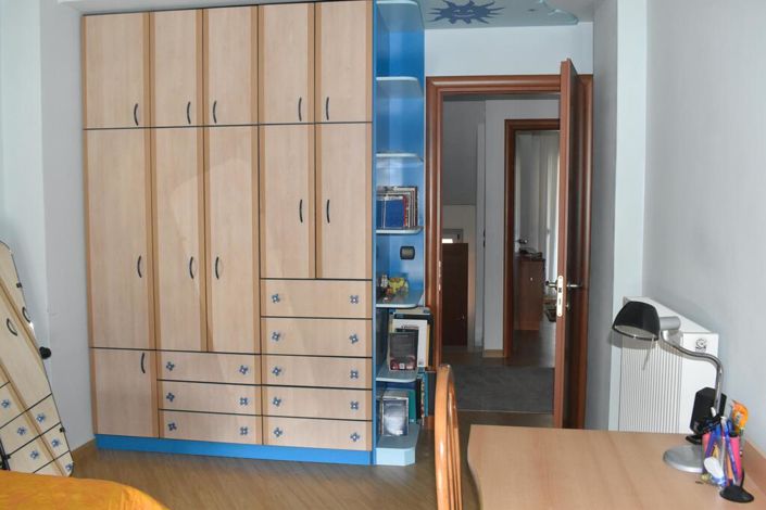 Image No.16-3 Bed Maisonette for sale