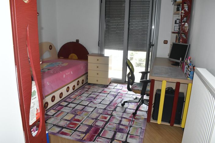 Image No.17-3 Bed Maisonette for sale