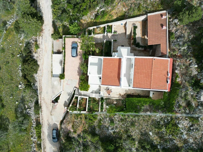 Image No.6-4 Bed Property for sale