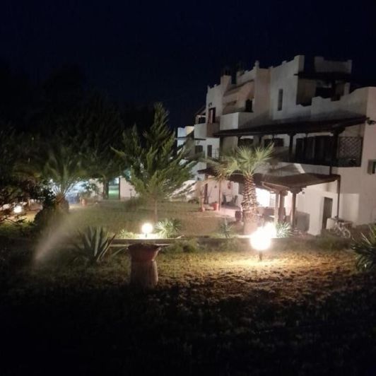 Image No.3-6 Bed Hotel for sale