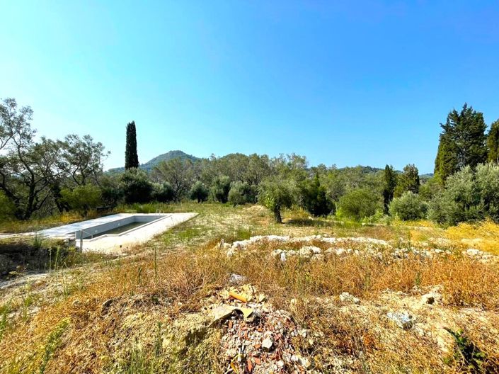 Image No.17-2 Bed Property for sale