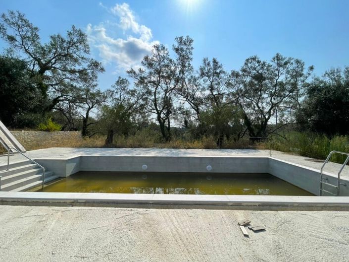 Image No.26-2 Bed Property for sale