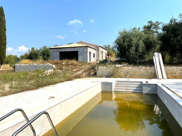 Image No.9-2 Bed Property for sale