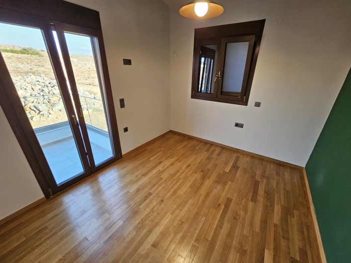 Image No.20-5 Bed Villa for sale