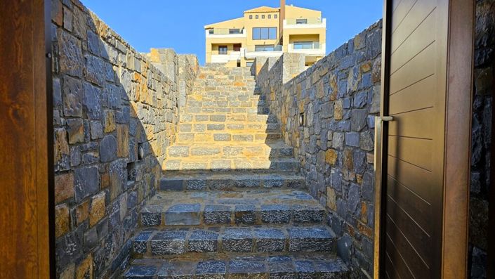 Image No.25-5 Bed Villa for sale