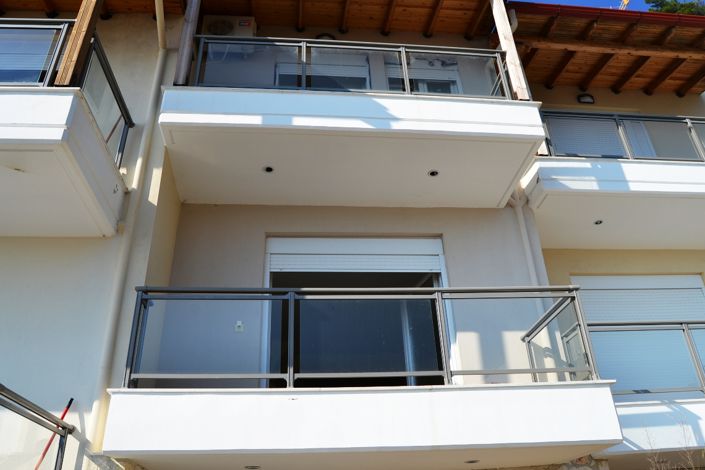 Image No.7-3 Bed Maisonette for sale