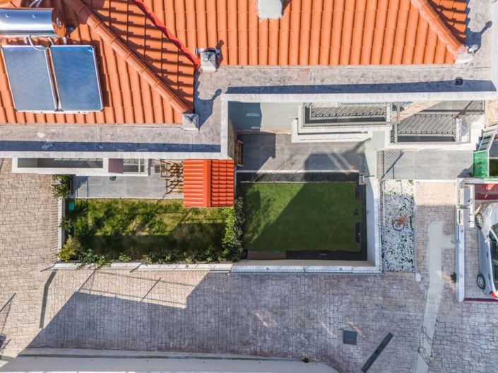 Image No.22-3 Bed Maisonette for sale