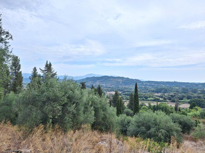 Image No.28-3 Bed Property for sale