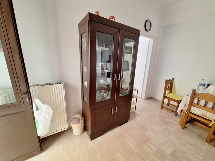 Image No.8-3 Bed Property for sale