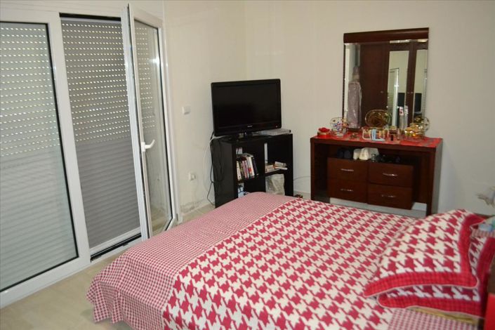Image No.13-3 Bed Maisonette for sale