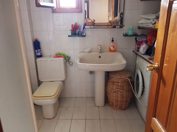 Image No.14-5 Bed Property for sale