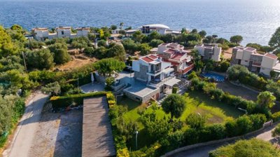 Photo 1 - Cottage 140 m² in Central Macedonia
