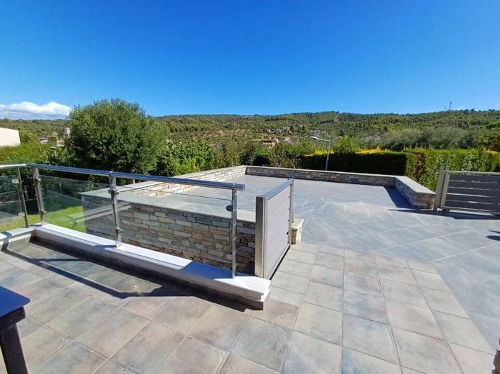 Image No.25-3 Bed Property for sale